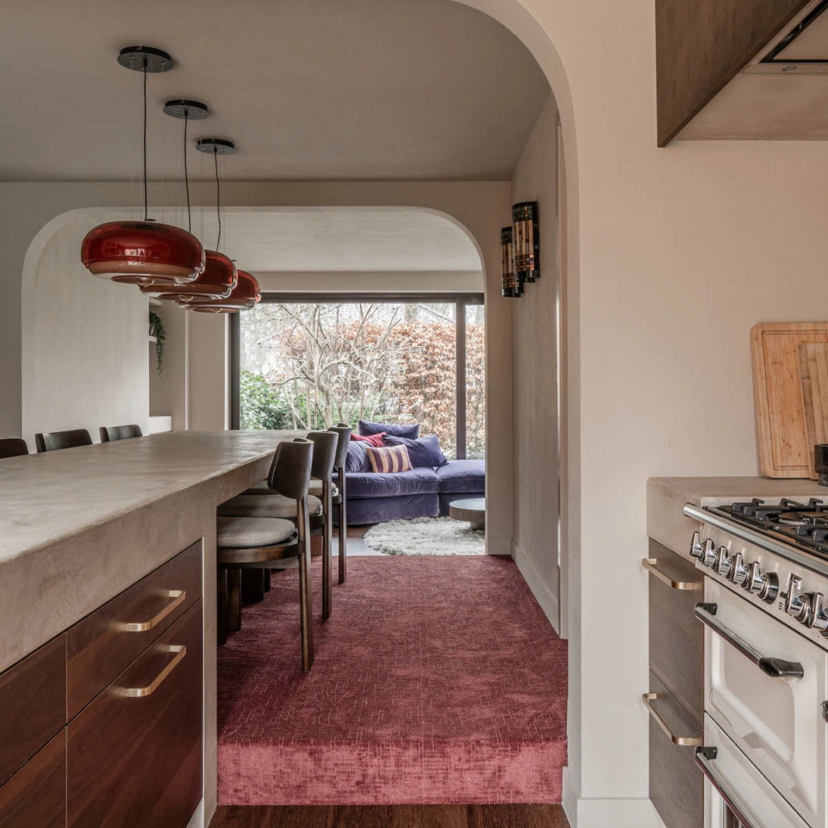 2 Roze tapijtvloer retro interieur