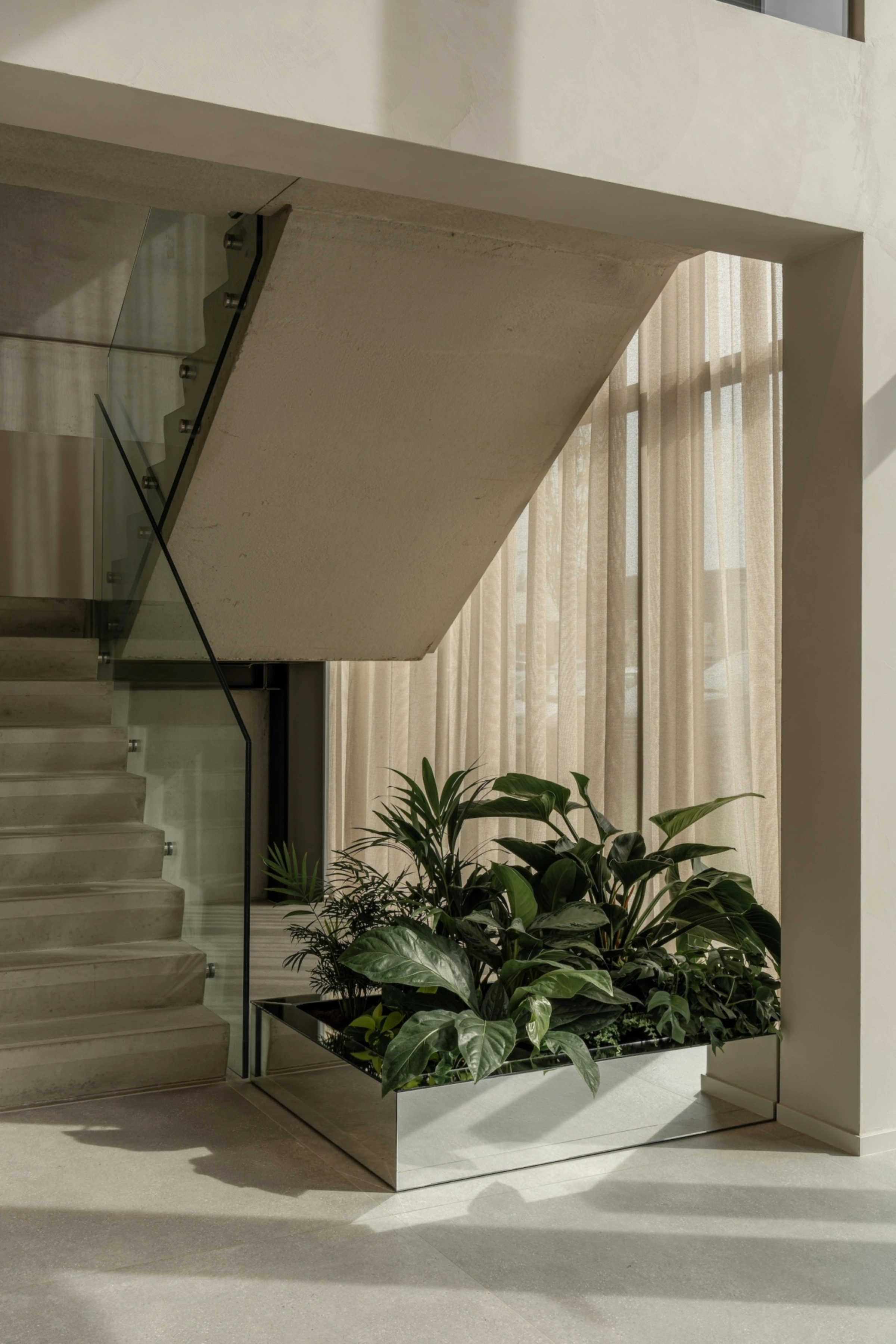 1a Kantoorinrichting reverence design studio
