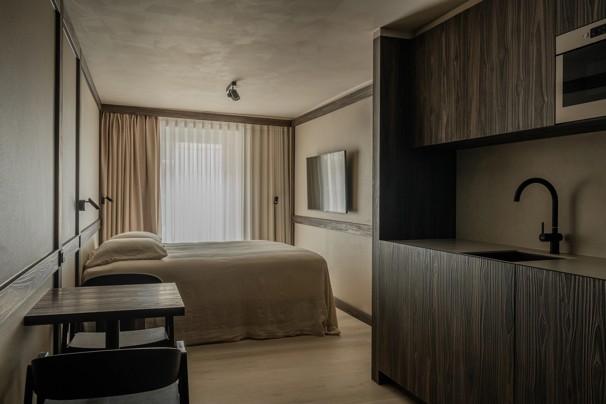 8 Hotelkamer Gent Raibu interieur